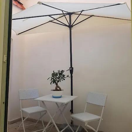 Giselle Apartment *