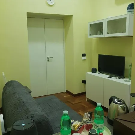 Giselle Apartment